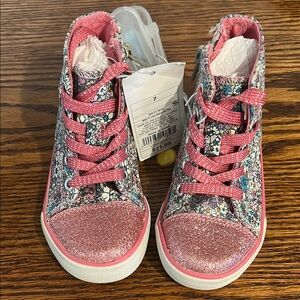 NWT Floral Pink High-Top Kids Shoes by Osbkosh size 7